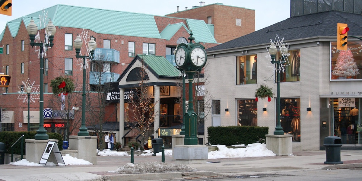 Best Advertising for Restaurants in Oakville